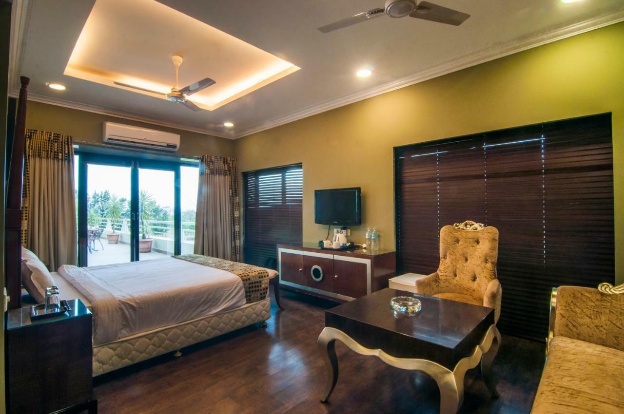 Jalsa Resort 印多尔 外观 照片